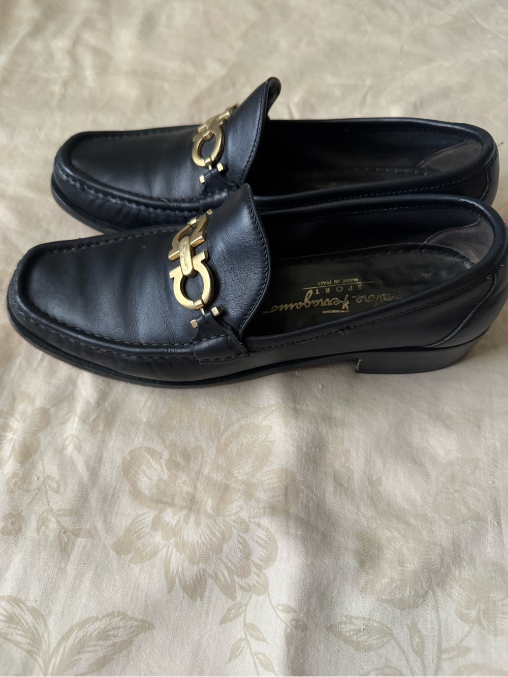 Salvatore Ferragamo Black Leather Loafers with Gold Gancini Bit - Picture 2 of 6